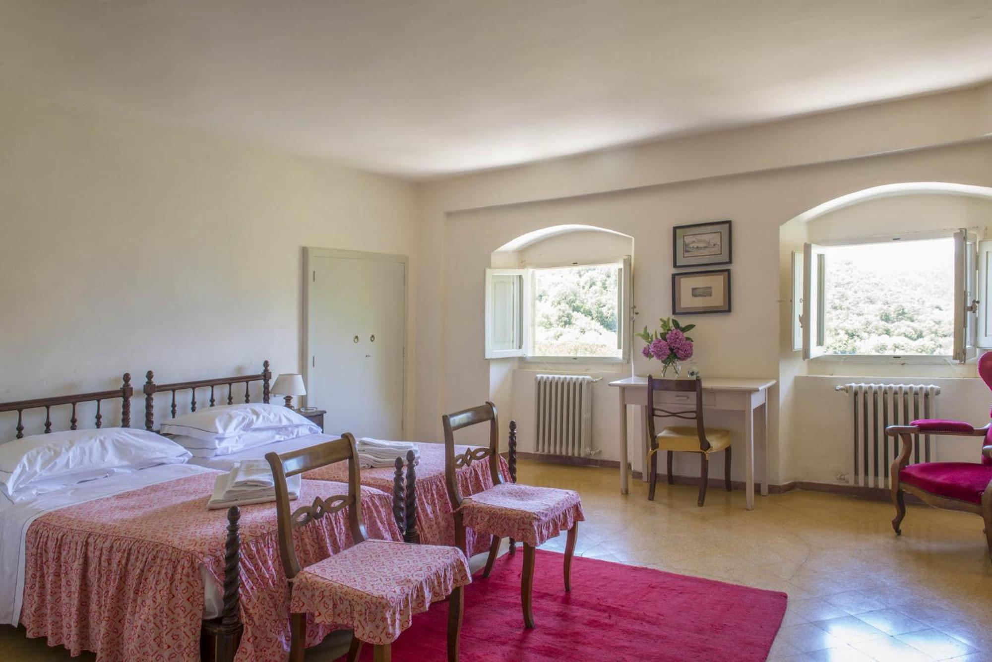 Petrolo Villa Bucine Room photo